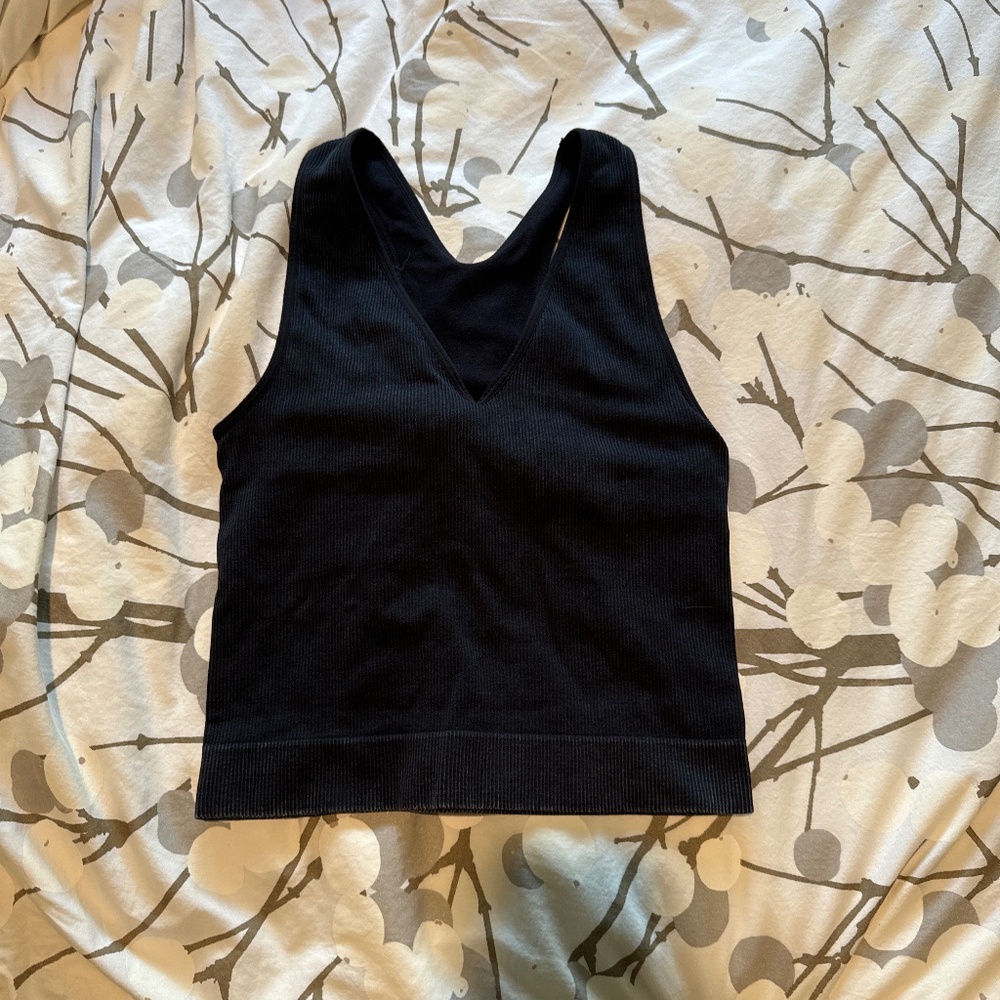 Black ribbed tank top